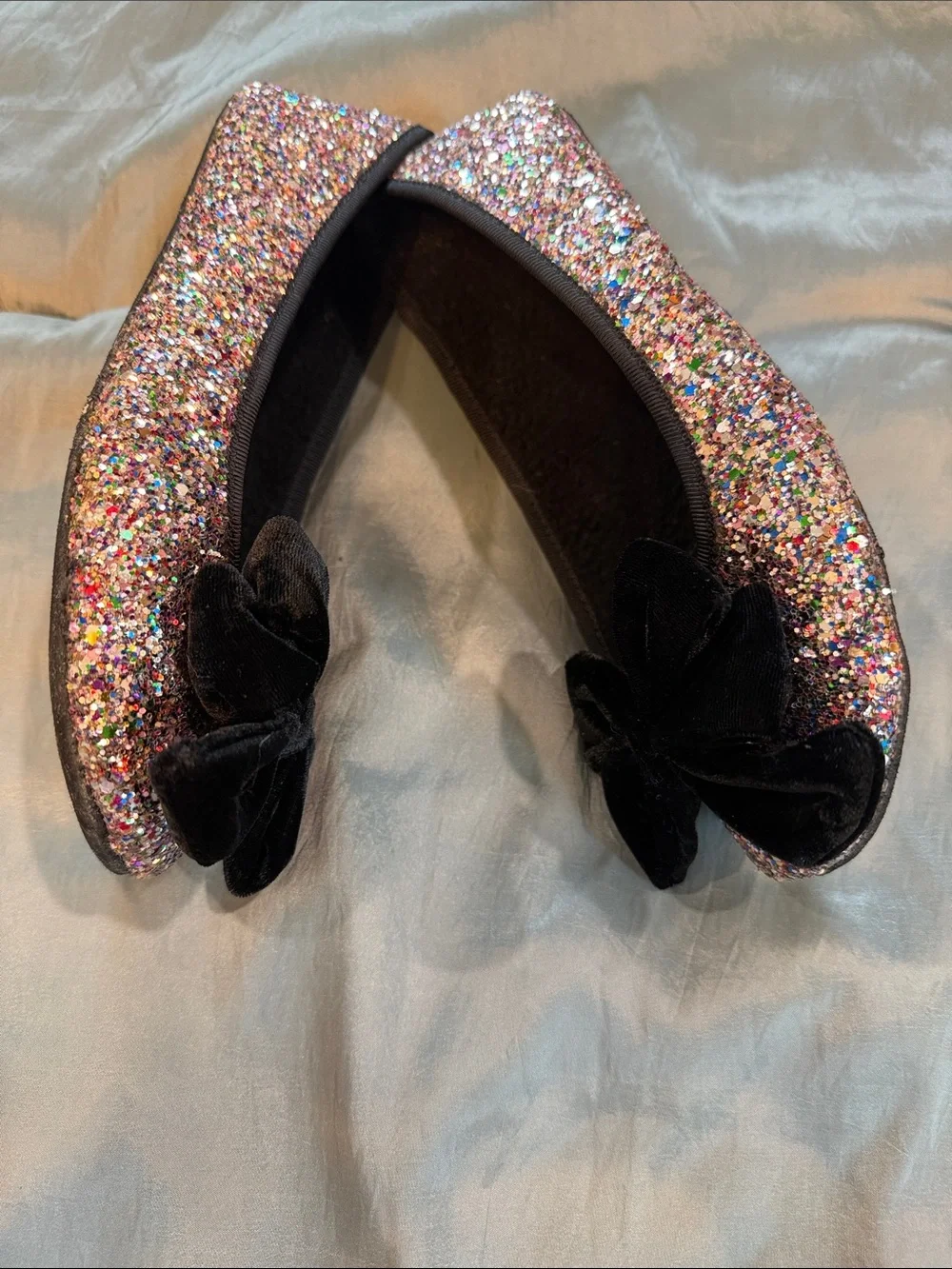 Kate Spade New York Sussex slipppers.